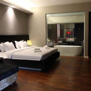 Premier Suite